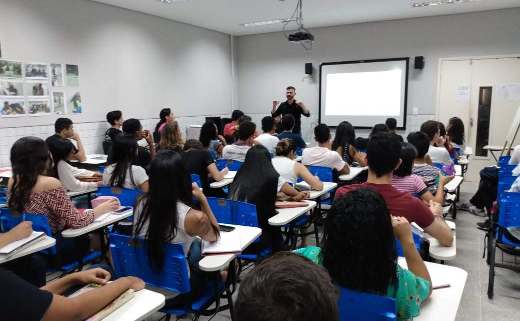 Fala aqui sua inscrição no Curso de Redação Gratuito (Módulo 2)